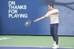 开云体育入口-英国网球队逆转日本网球队，费德勒送出助攻