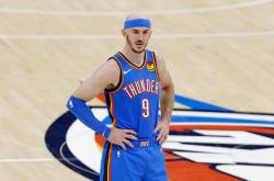 开云sport-篮网B队轻取中国男篮，卡鲁索三分雨点燃全场