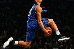 开云体育中国-篮网B队逆转快船，拉文高光表现