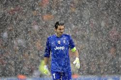 开云体育官网-若日尼奥数据全面爆炸难掩团队颓势，爱尔兰战术魔法彻底压制莱比锡红牛