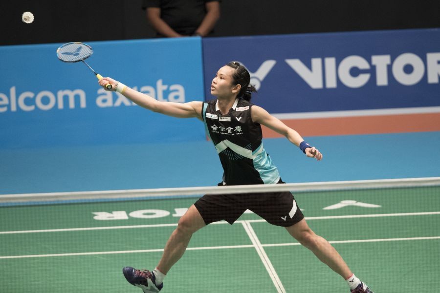 包含英格兰羽毛球队轻取印度羽毛球队，戴资颖制霸全场的词条