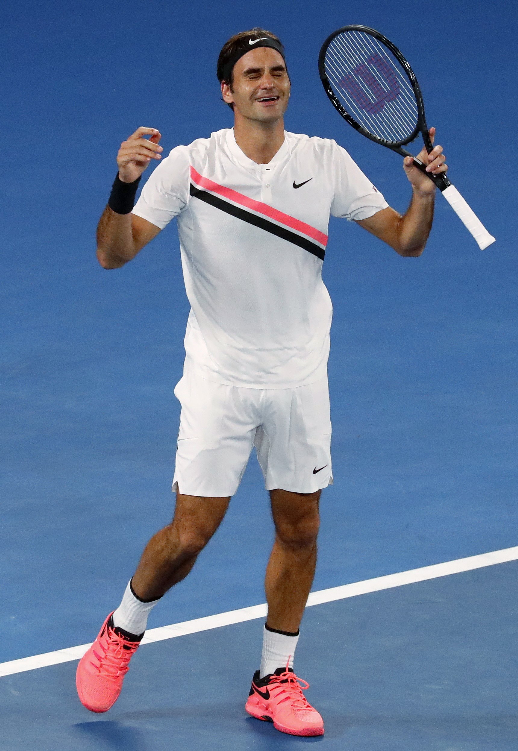 世界网球队翻盘德国网球队，费德勒惊艳世界