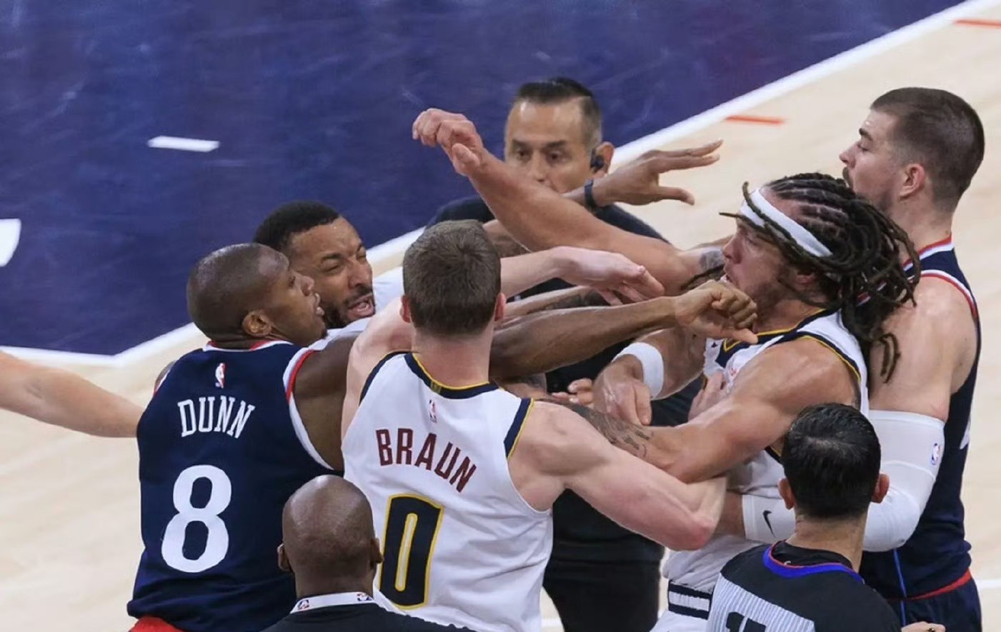 美国男篮翻盘魔术,戈贝尔打破历史纪录 美国男篮翻盘魔术,戈贝尔打破历史纪录