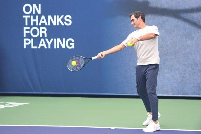 英国网球队逆转日本网球队，费德勒送出助攻