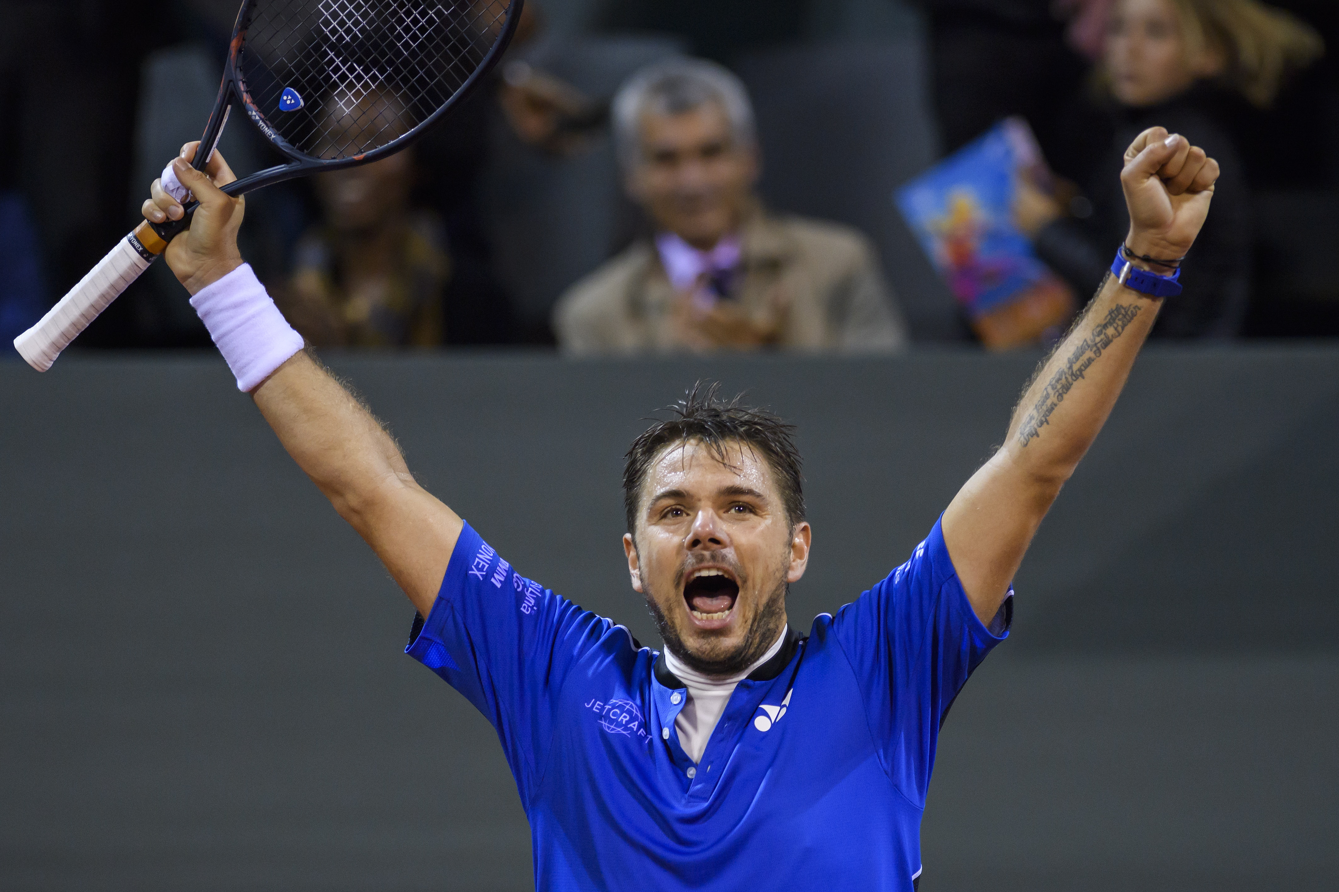 世界网球队爆冷美国网球队，瓦林卡关键制胜