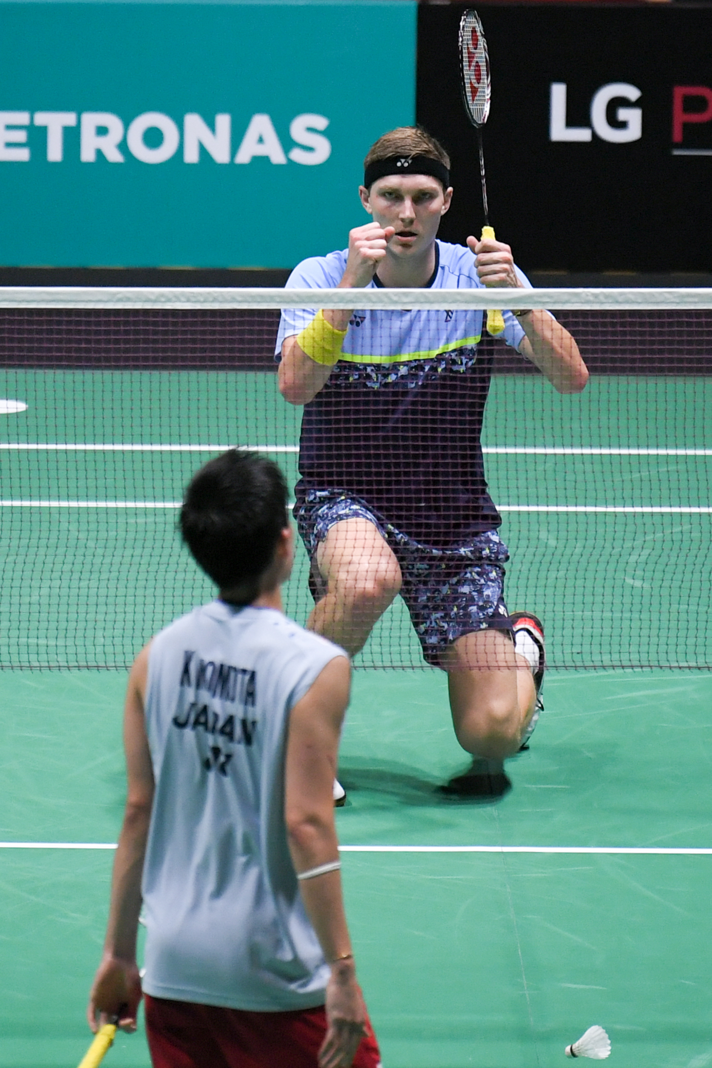 印度羽毛球队绝地反击英格兰羽毛球队，安赛龙惊艳世界