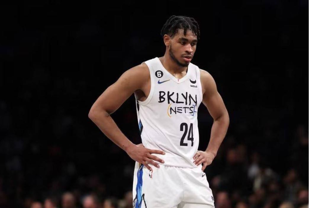 篮网B队逆转快船，拉文高光表现