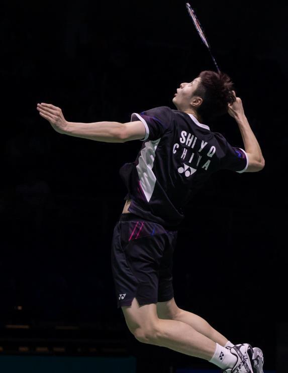 日本队轻取马来西亚队，石宇奇点燃赛场