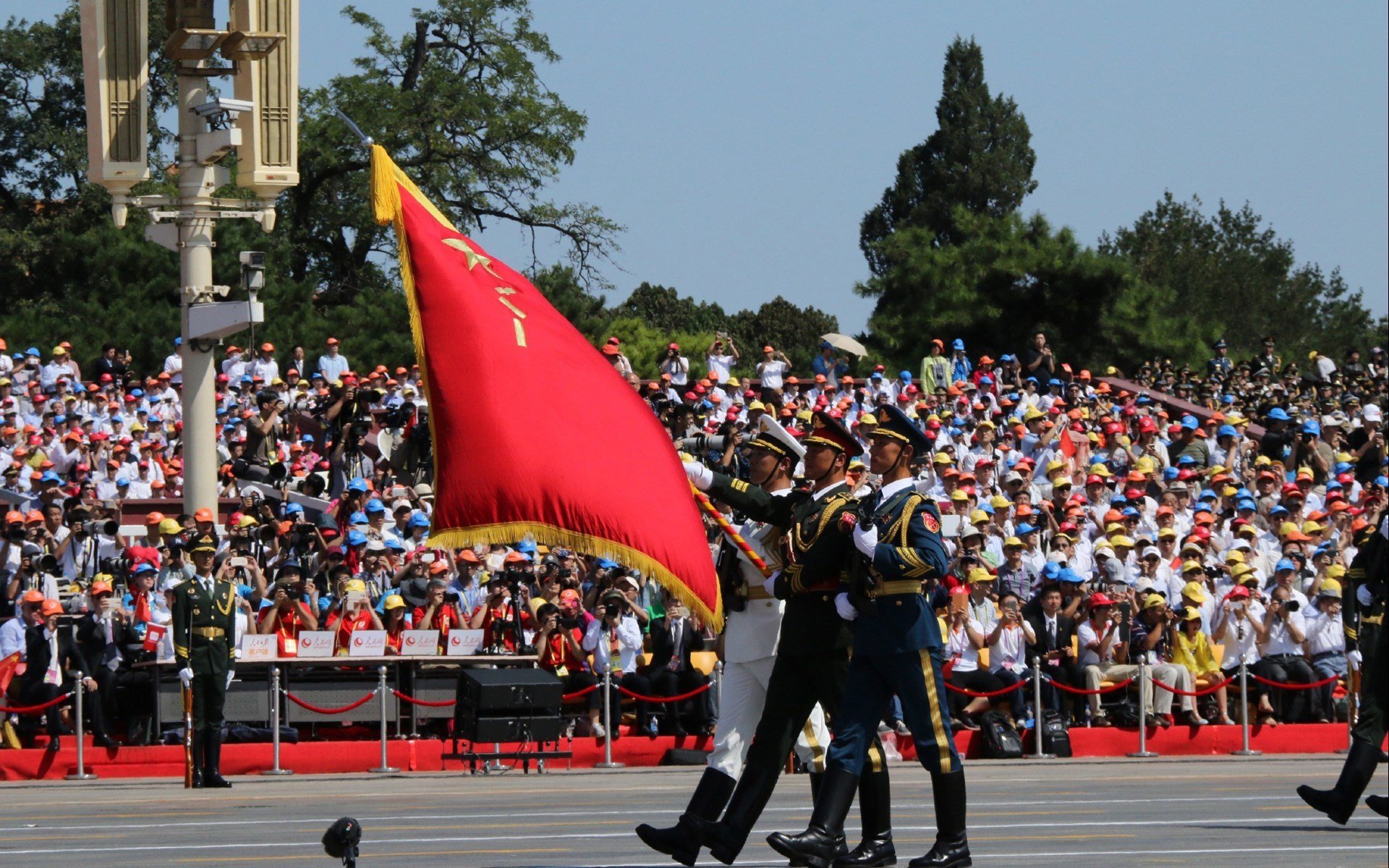 烈火银箭的黄昏，勒克莱尔炙热状态下的法拉利完胜威廉姆斯