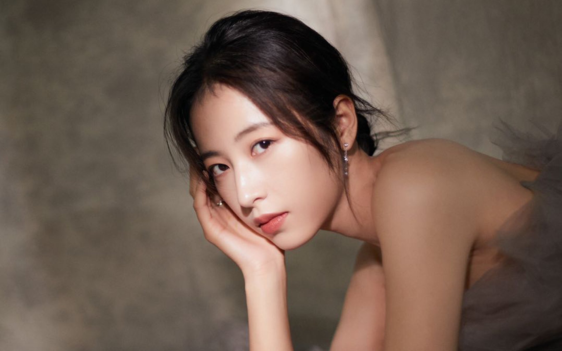 双星闪耀,格列兹曼的指挥艺术与秘鲁的战术博弈