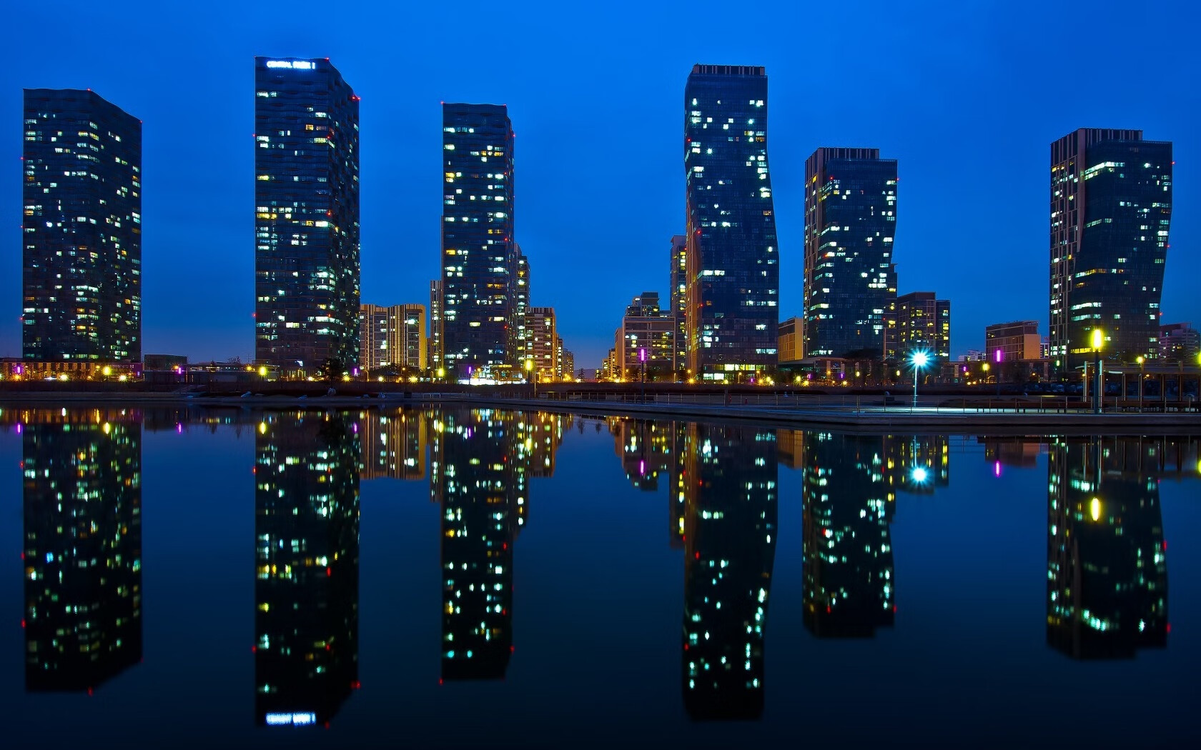 篮球元宇宙爆裂交汇，保罗指挥76人式翻盘，辽宁末节崩盘的启示