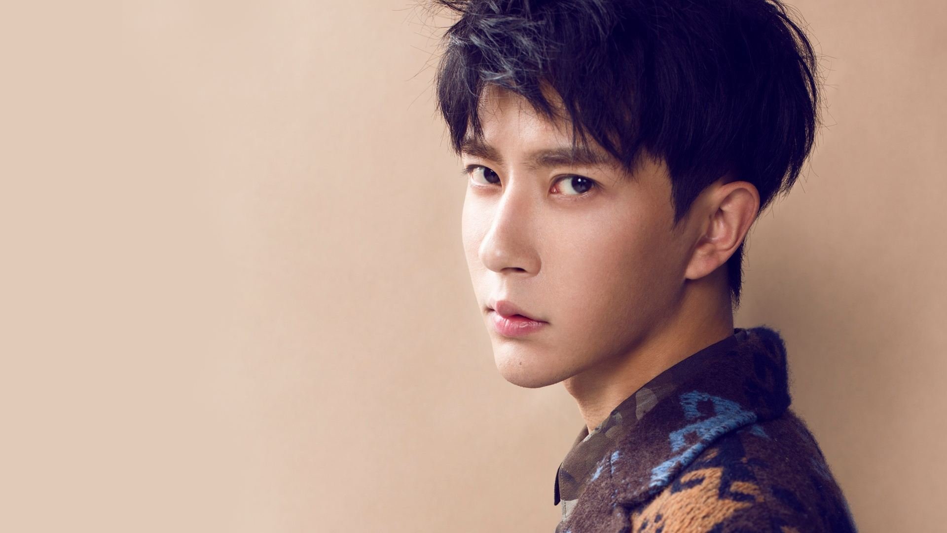 当F1赛道撞上绿茵场，汉密尔顿与里昂的芬兰交锋